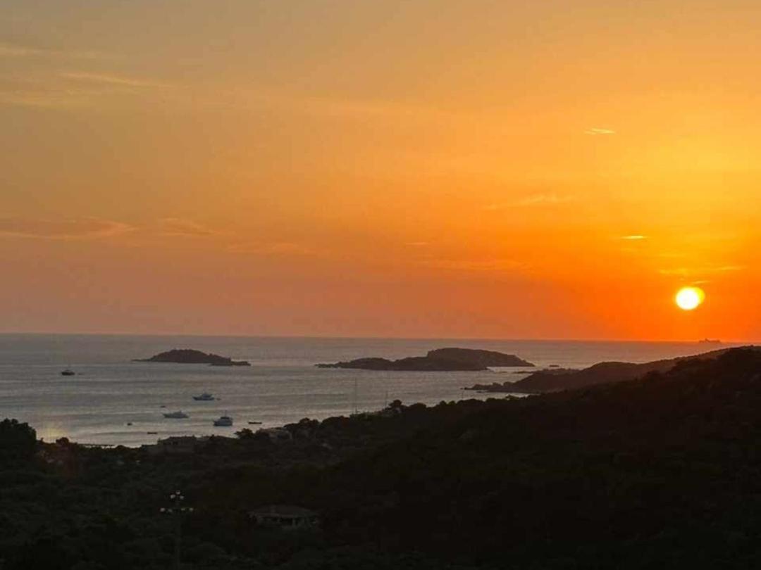 Appartamento Taras Sottovento - Porto Cervo Abbiadori Buitenkant foto